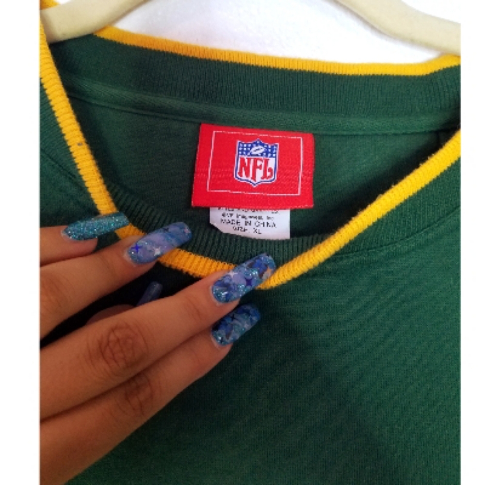 Green Bay Packers pullover sweatshirt - Picture 4 of 5